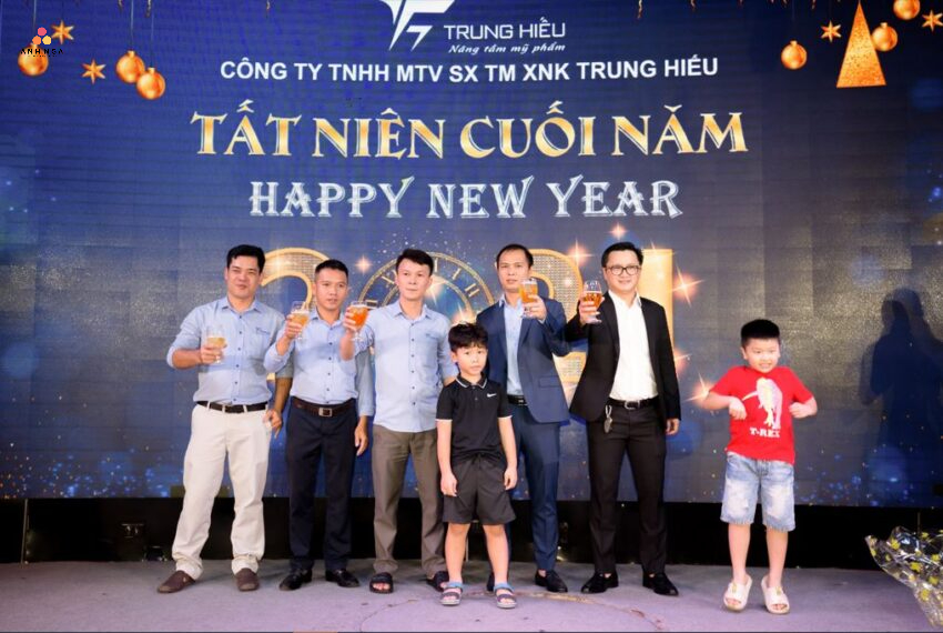 Mẫu Kế Hoạch Tổ Chức Tiệc Tất Niên Giúp Bạn "Ghi Điểm" Tuyệt Đối Với Sếp