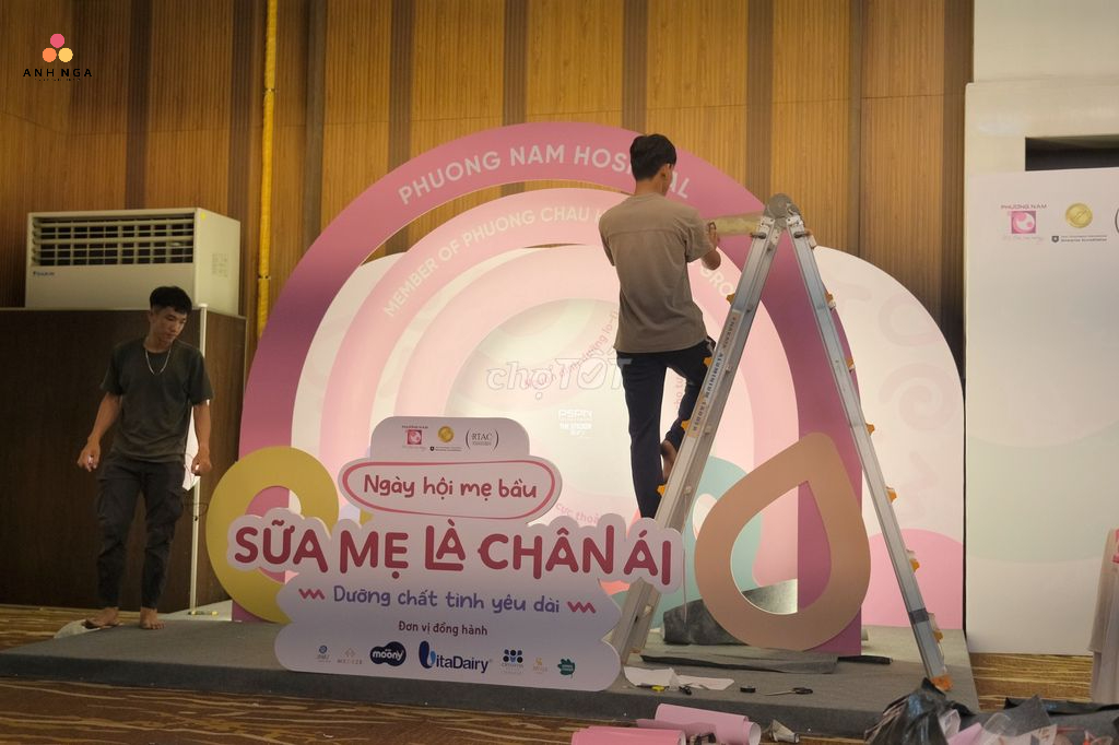 Thi công backdrop tại sự kiện