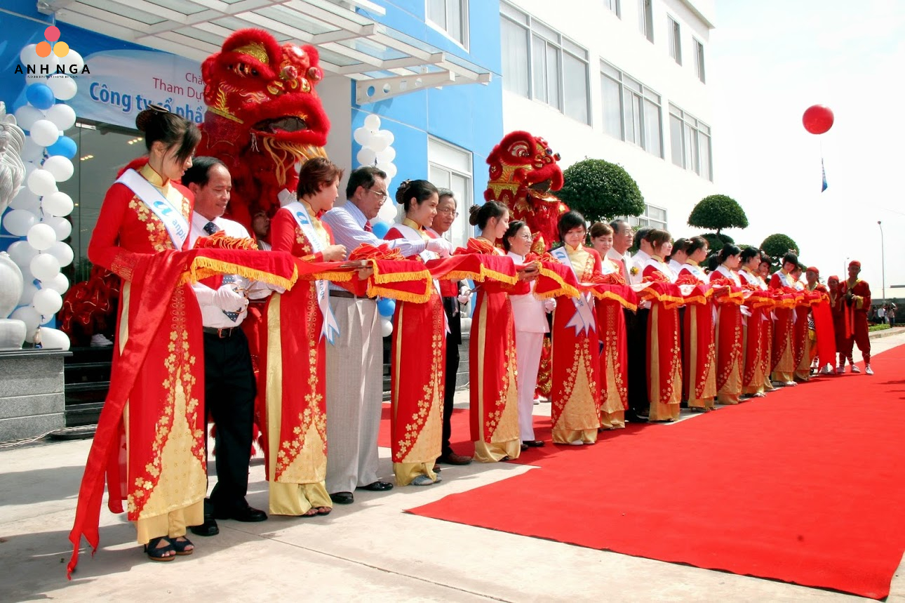 Xem ngày giờ tốt cúng khai trương 2026