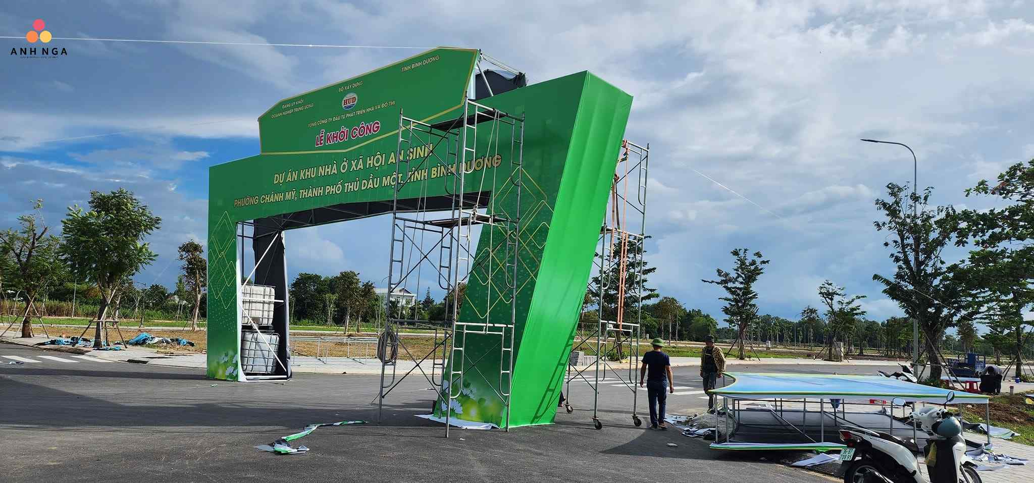Thi công lắp đặt cổng chào sự kiện